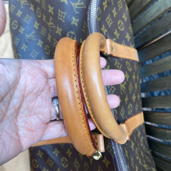 Louis Vuitton Keepall 55 - Picture 3 of 16